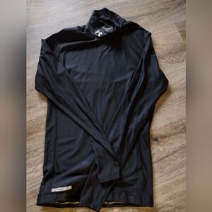 Under Armour Fitted Black Long Sleeve Turtleneck , Large Size